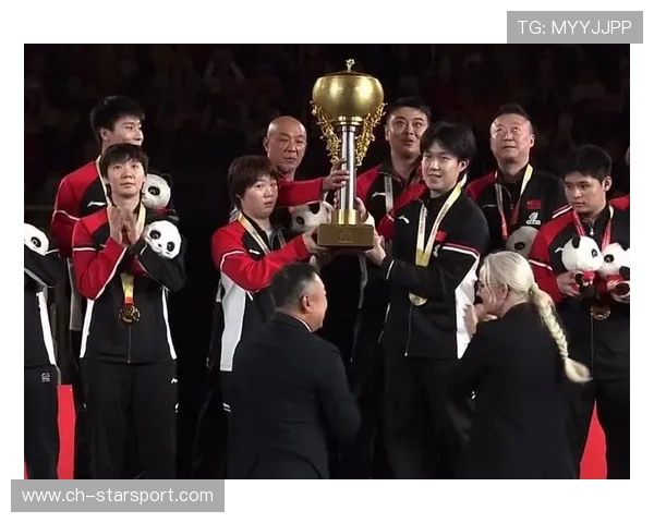 世界冠军在领奖台上跳舞成名场面