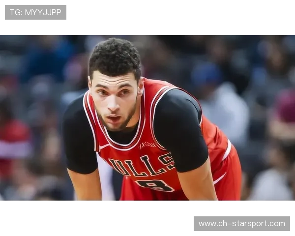 拉文扣篮战神归来！空中停两秒