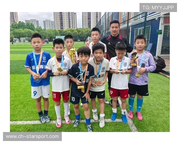 青训教练被赞为幕后功臣，培养体系成冠军基石