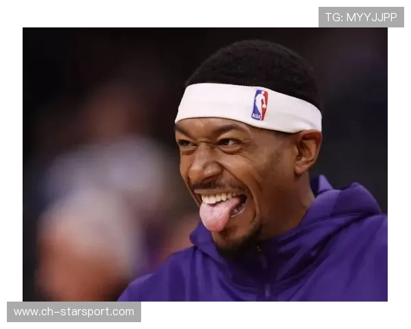 比尔外接手爆发，进攻体系运转顺畅，比尔的防守