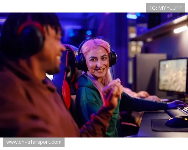 电竞迷刷屏：年度最疯狂操作（425 ）